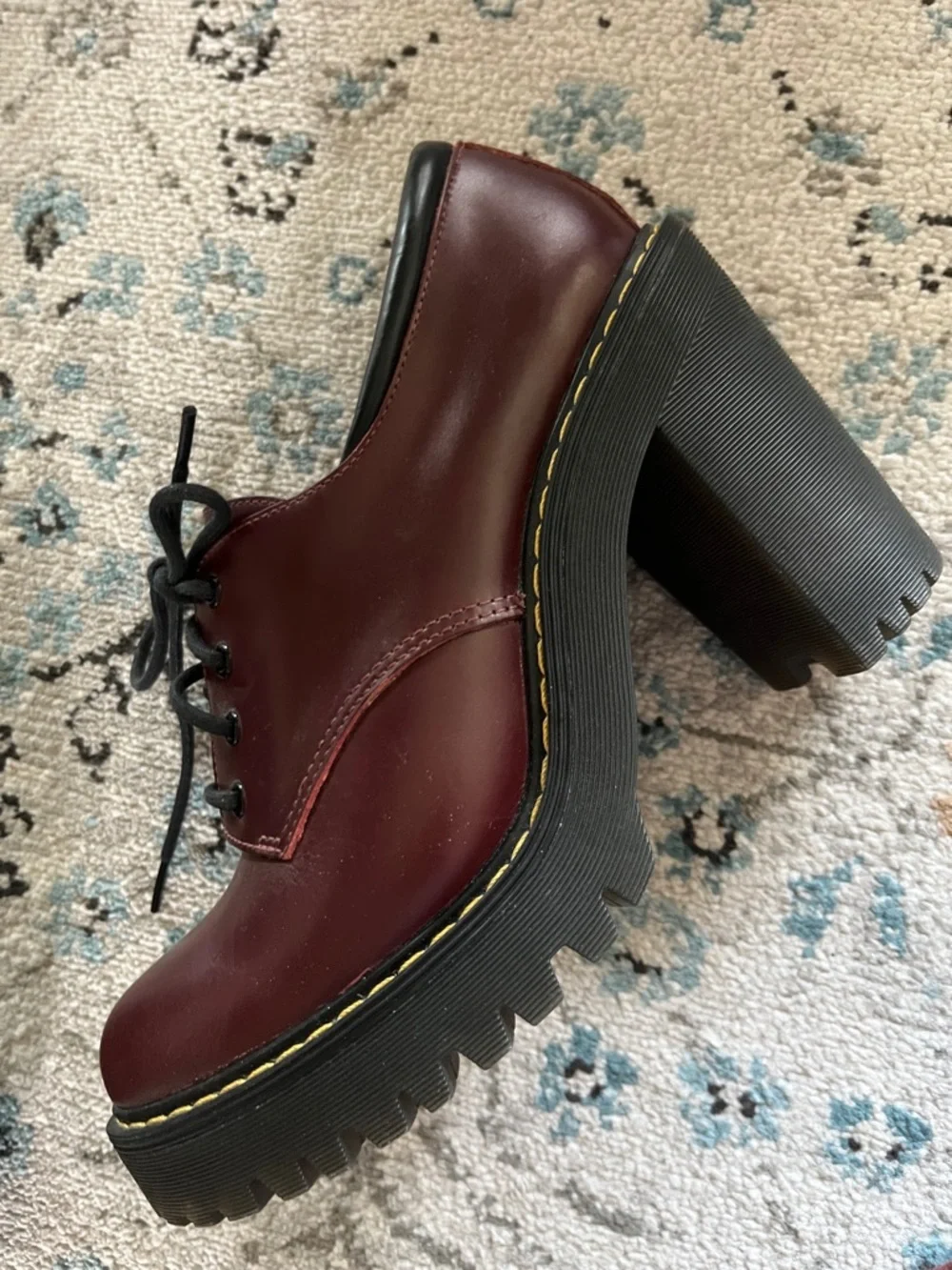 Dr. Martens Salome Platform Lace-Up Oxfords Size 7 - Picture 5 of 17